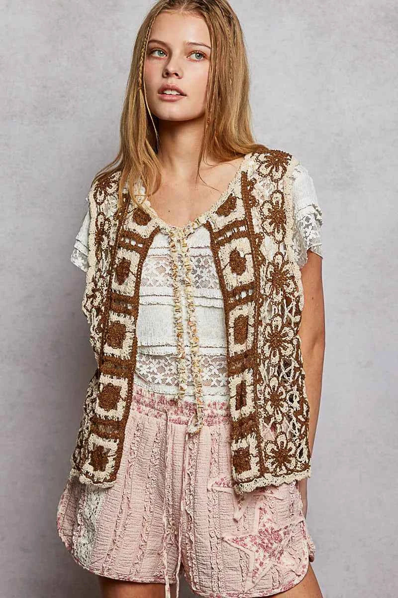 POL Tie Front Floral Pattern Crochet Vest with Scalloped Edge 1bbfc5c0-4098-4ef4-8b67-4c5a78cf44c4-Max-Origin