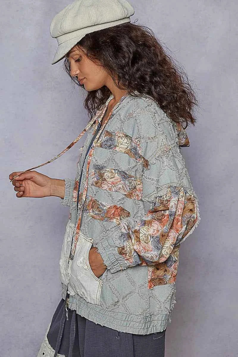 POL Zip Up Floral and Lace Patch Washed Denim Jacket 1bee0e5d-4a12-4cdd-b7ef-c4cfdccd0dde-Max-Origin
