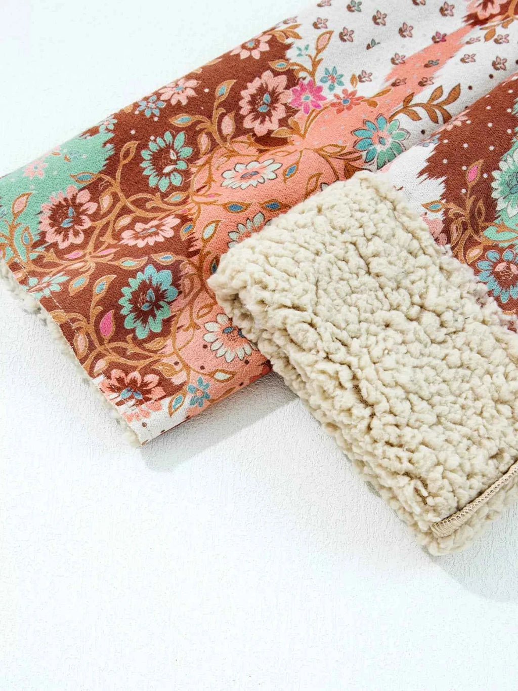 Floral Printed Sherpa Lined Hooded Jacket 1c3c07cafa2c4b8f9415e815bbd5abc4-Max-Origin