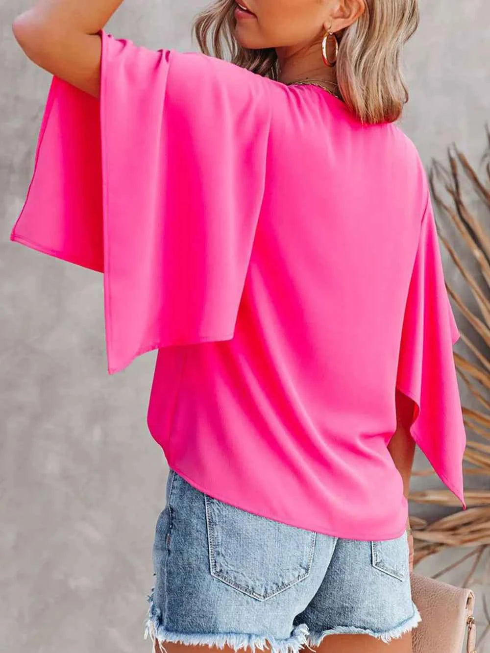 V-Neck Half Sleeve Blouse 1c3ea0ce-e9b4-4967-9b73-fff5d13fb109-Max