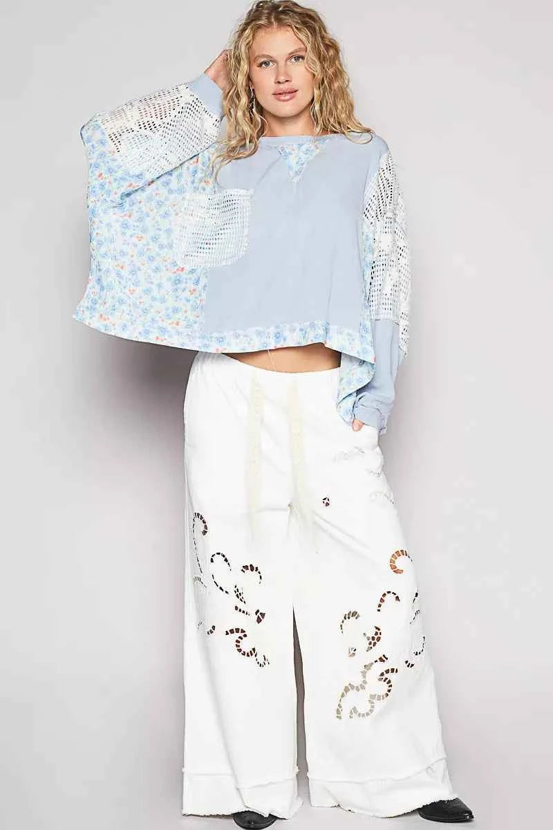 POL Round Neck Cropped Gauze Floral Pattern Top with Overlock Stitch Detail 1cab03cd-8a14-4c42-bc06-7420046d3c7f-Max-Origin