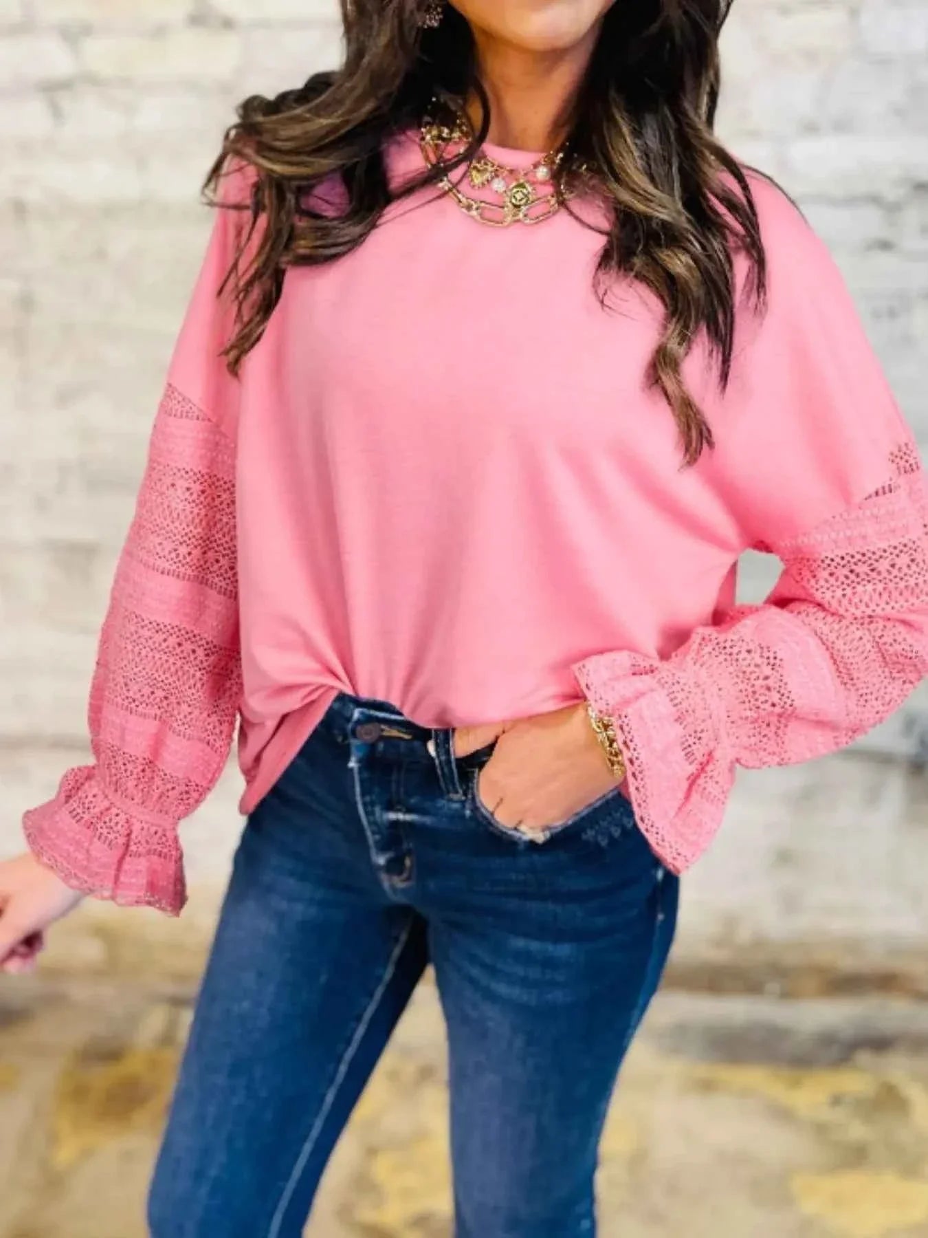 Lace Detail Flounce Sleeve Sweatshirt 1d1e3e98-eaf0-4d6c-b52e-7cb3144213db-Max-Origin