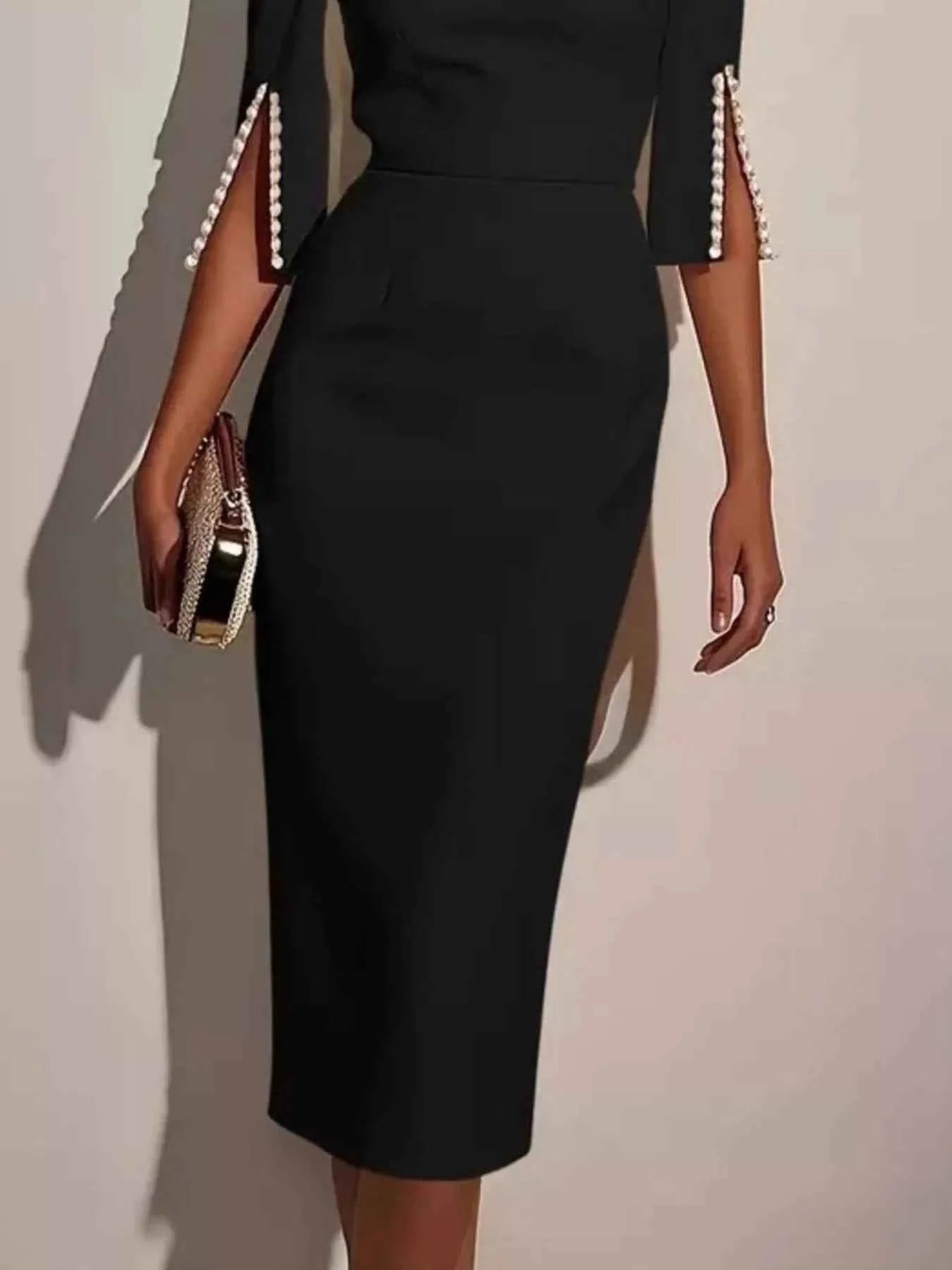 Slim-Fit Elegant Midi Dress with Beaded Slit Sleeve 1d220fef-9b25-41e4-839f-ecd80369821a-Max-Origin