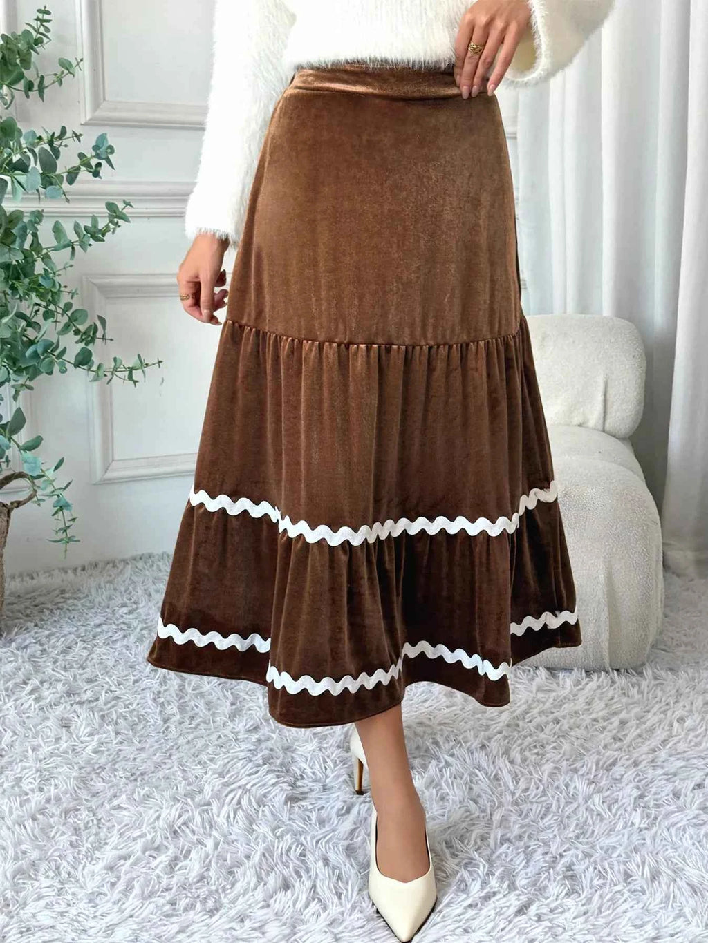 Velvet Tiered Midi Skirt 1d85a14356ed4c789f27374eec4bea70-Max-Origin