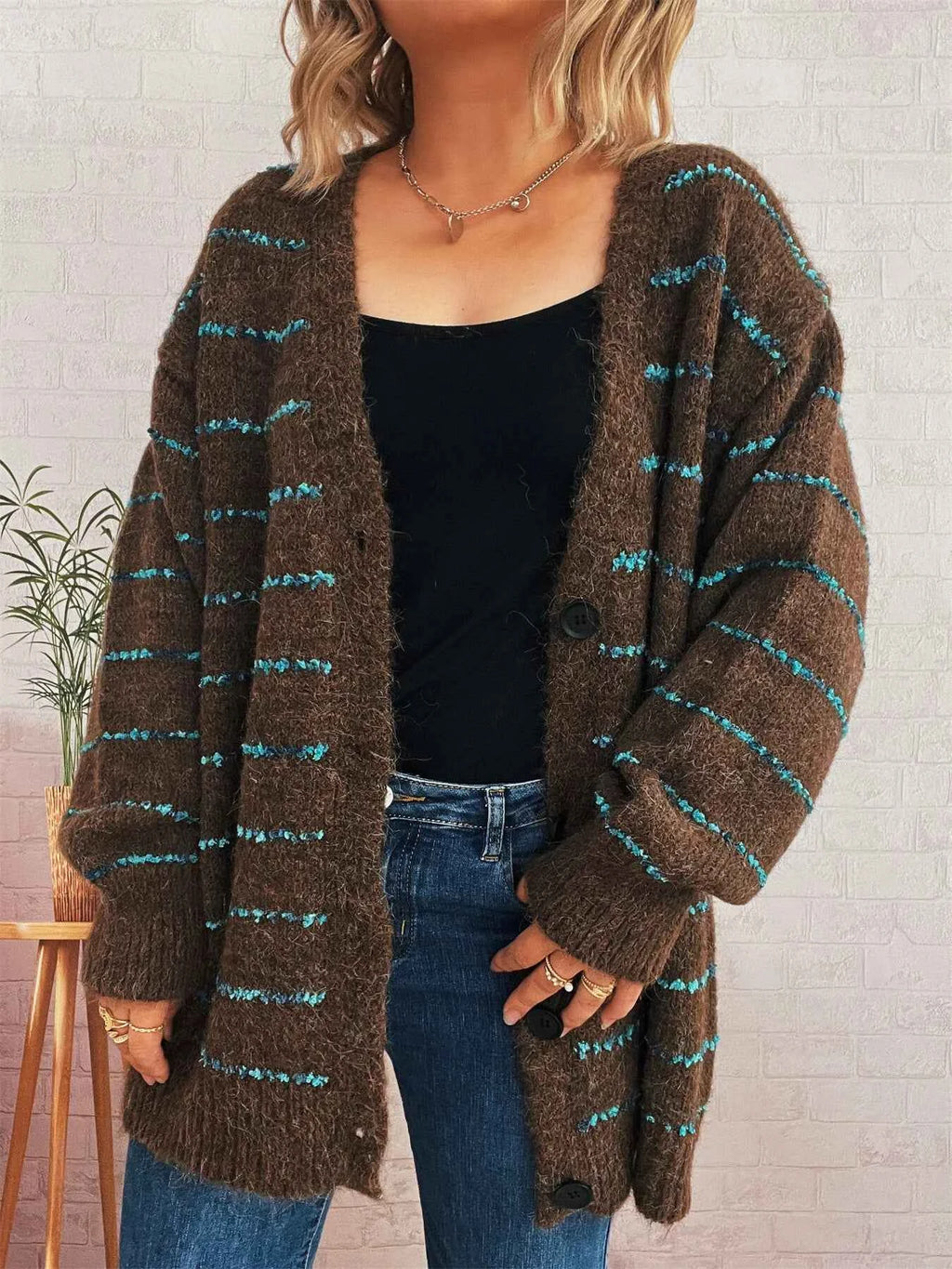 Striped Button-Up Cardigan with V-Neck Design 1da8d0ba4d854fd3bb6b3d152038d333-Max-Origin