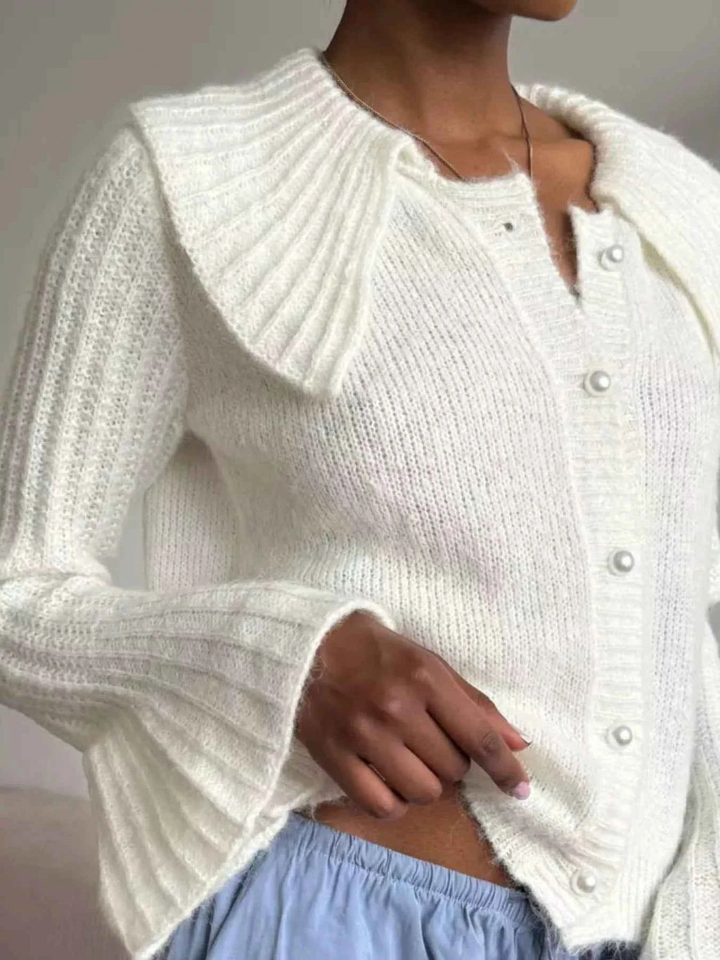 Button Up Flare Sleeve Cardigan 1de9d922-5232-465d-a8c5-48bb7388980f-Max-Origin