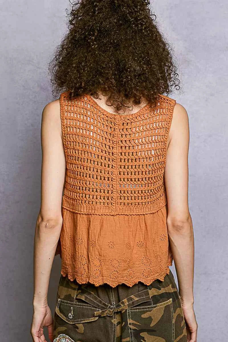 POL Crochet Cropped Tank with Scalloped Hem 1def61b8-e0f2-4607-be6e-4e453c2a7174-Max-Origin