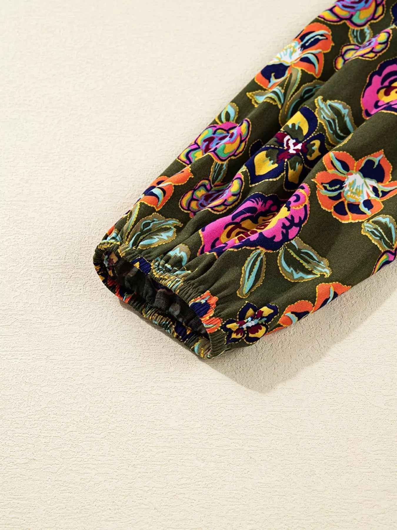 Floral Print Split Neck Bubble Sleeve Shift Mini Dress 1e026a420d0146bb8b65182e88c3eb17-Max-Origin