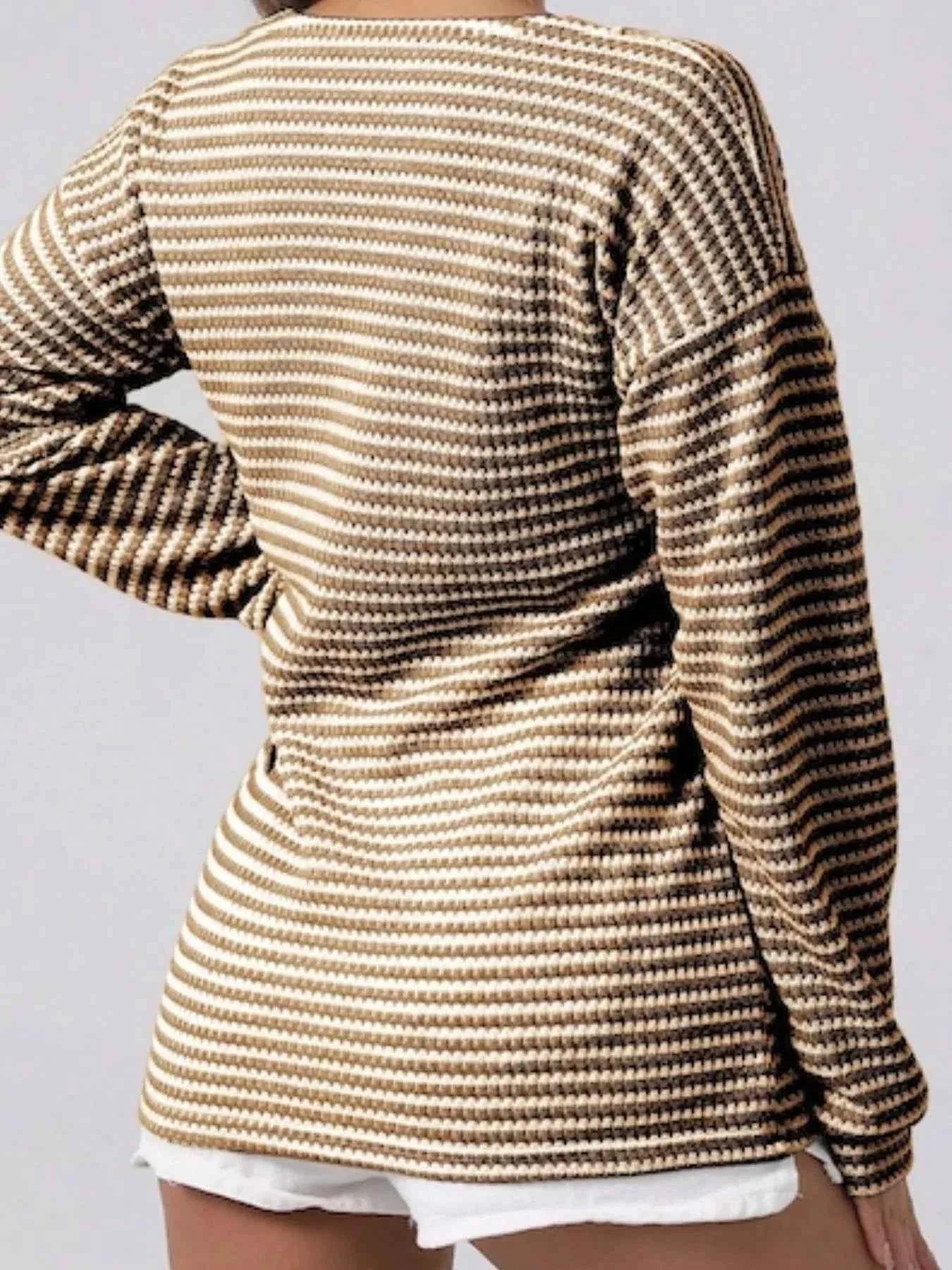 Striped Button Detail Long Sleeve Top 1e266f7e-7f1d-4598-ba2b-bbe73637eefe-Max-Origin