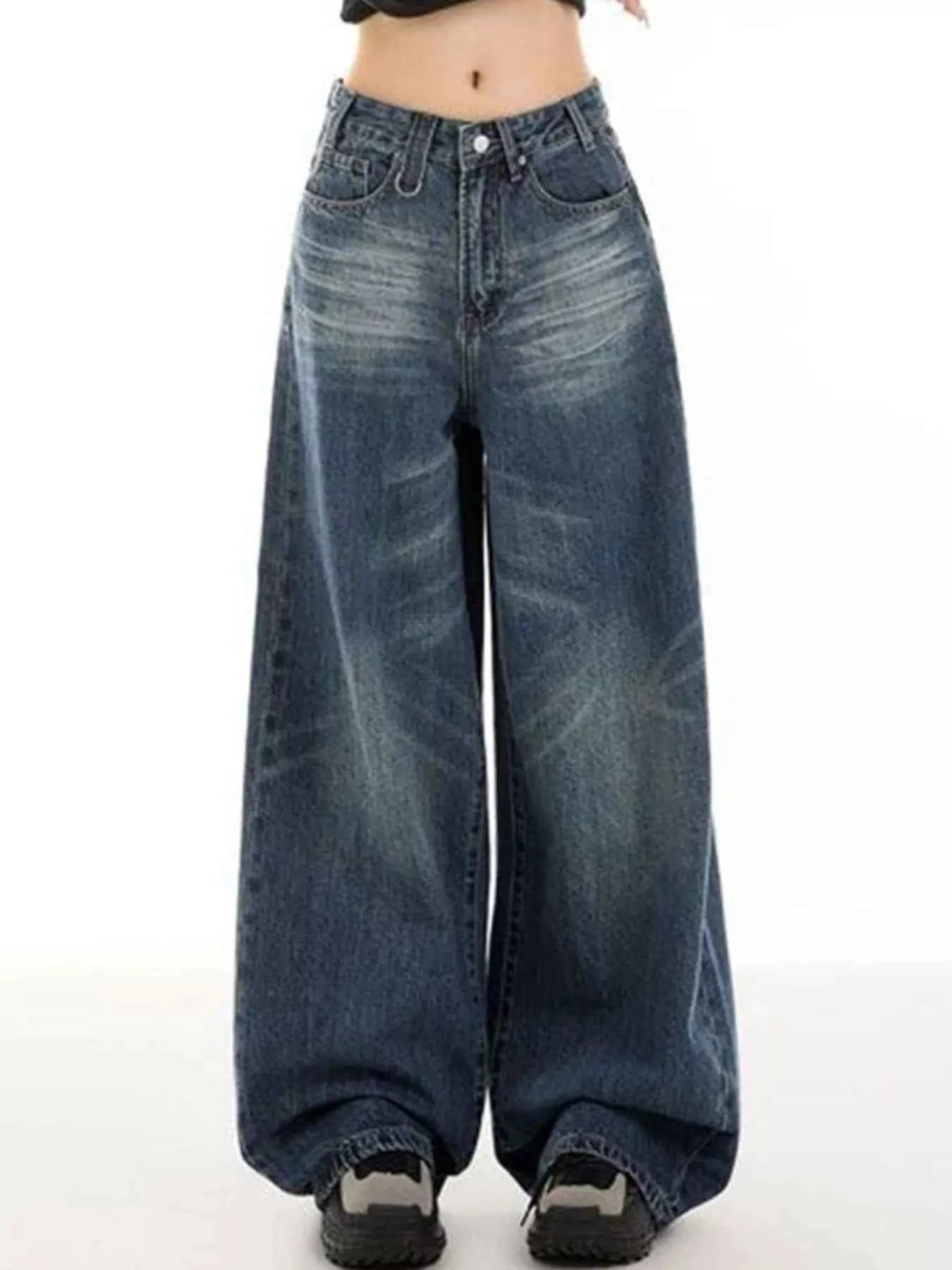 Vintage Wash Wide Leg Jeans 1e48e6aa-e91d-42b6-8328-bbf85bccae3b-Max-Origin