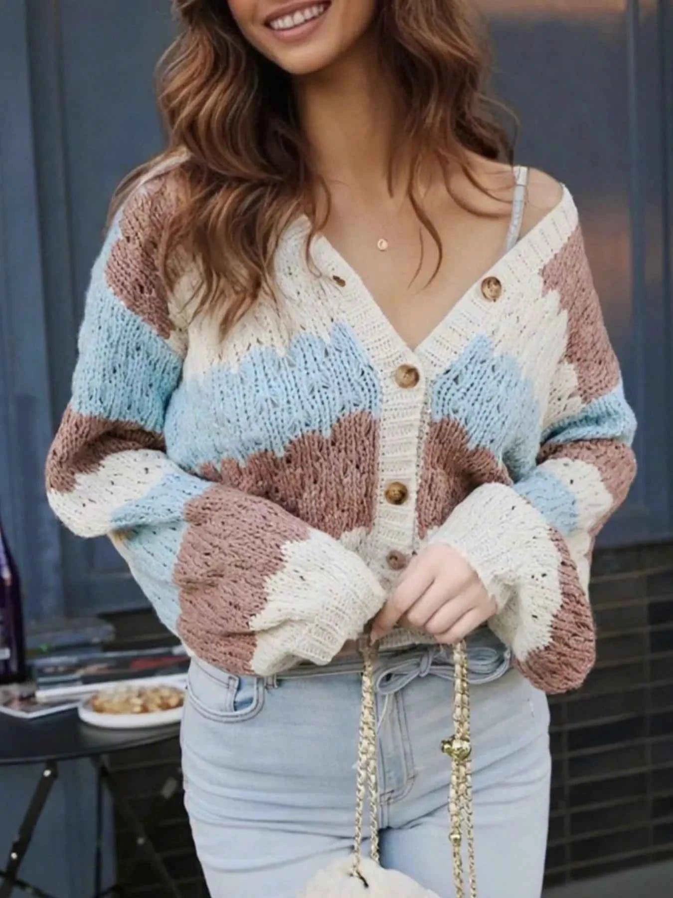Color Block Button Up Cardigan Blue 1e7bc67c-27e0-4bf4-b755-cc56a538970d-Max-Origin