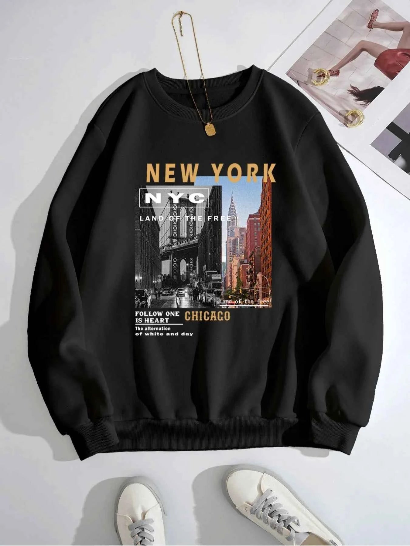 Graphic Round Neck Sweatshirt Black 1e8b7b88-6af2-4f0b-b493-962834d788ee-Max-Origin