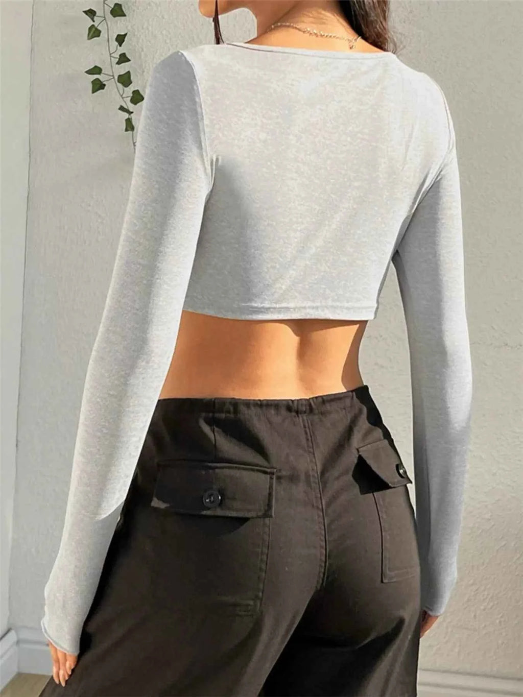 Twisted Front Long Sleeve T-Shirt 1ef87118bf48477ead031d073b96a0bf-Max-Origin