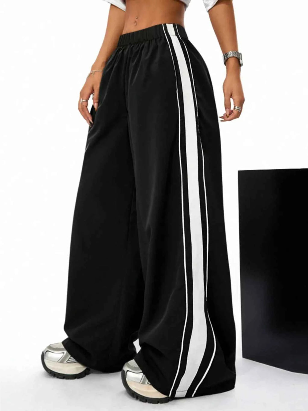 Wide Leg Striped Pants Black 1f80884a8953455790ddbd7a9807d6df-Max-Origin