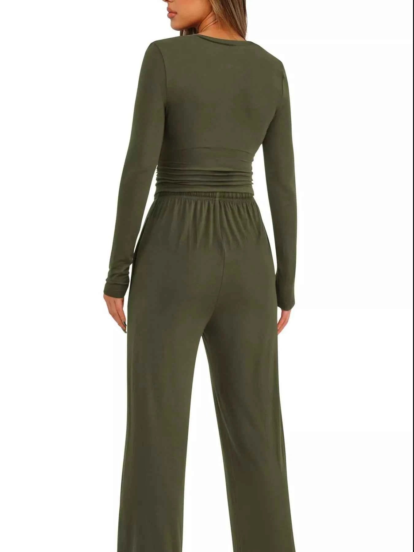 Round Neck Long Sleeve Top and Pants Set 201afa6e-a718-4b0a-973c-ff5122b7ecc0-Max-Origin