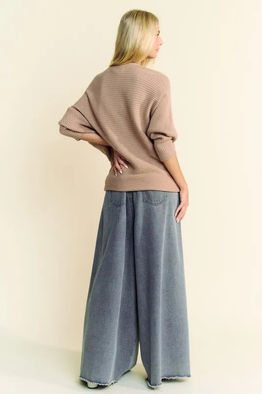 Davi & Dani Round Neck Batwing Sleeve Sweater 202e1d7c-cafc-478c-afb6-dd7167fad1ed-Max