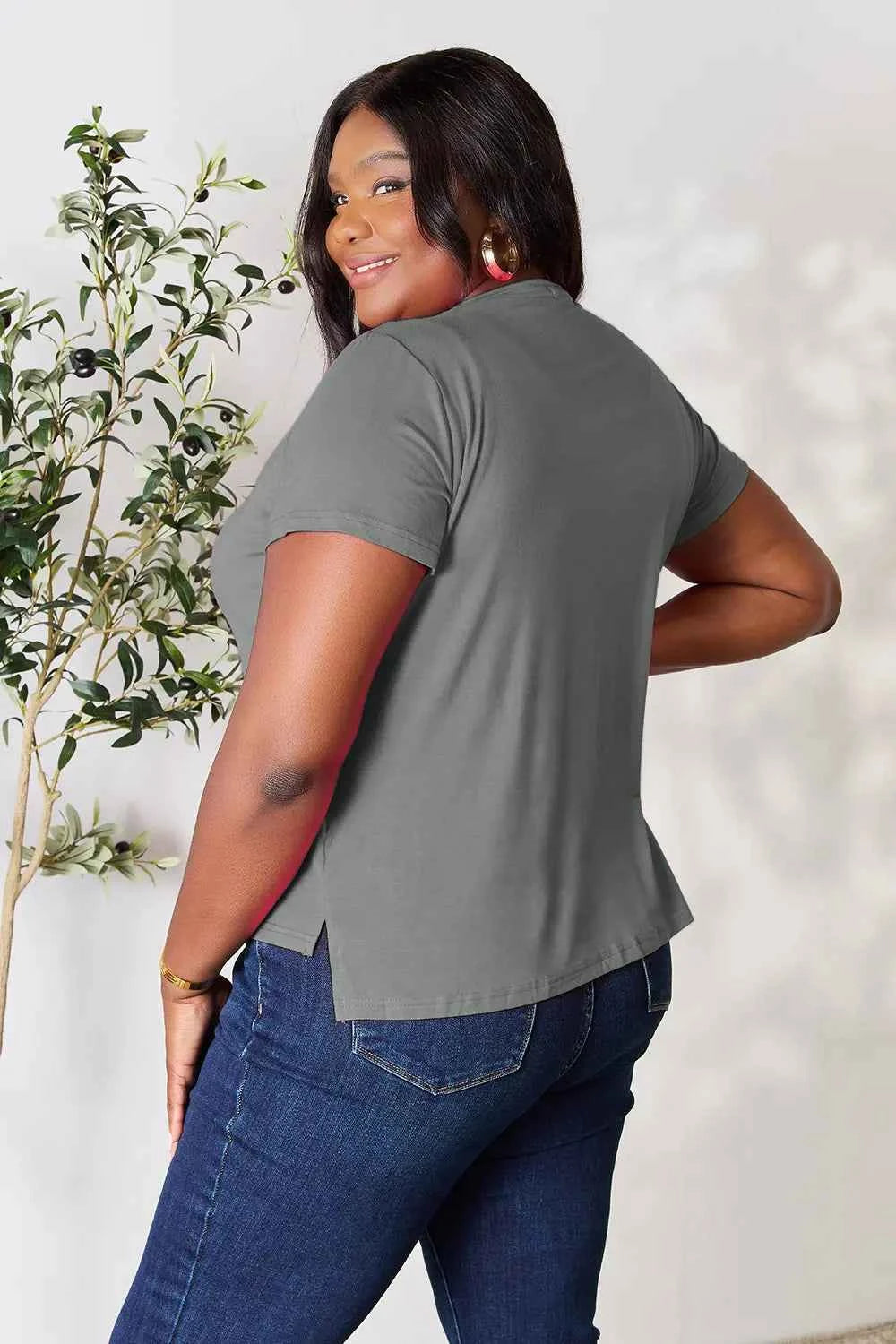 Basic Bae Full Size Round Neck Short Sleeve T-Shirt 20a46aa17fb547828077d27672c927a6-Max