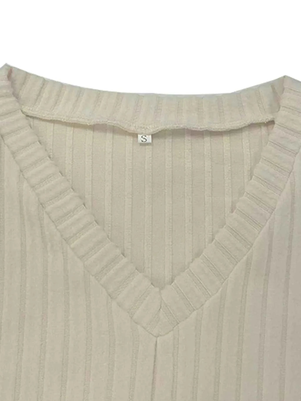 Ribbed Knit V-Neck Top and Pants Lounge Set 20d19d1ce9a945708d0cfa425bd8886b-Max-Origin
