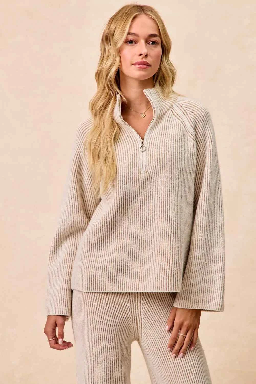 Two Tone Rib Texured Knit Collared Top with Zip Up 20dbd5f19c0f4172adfe7383c11c4c56-Max-Origin