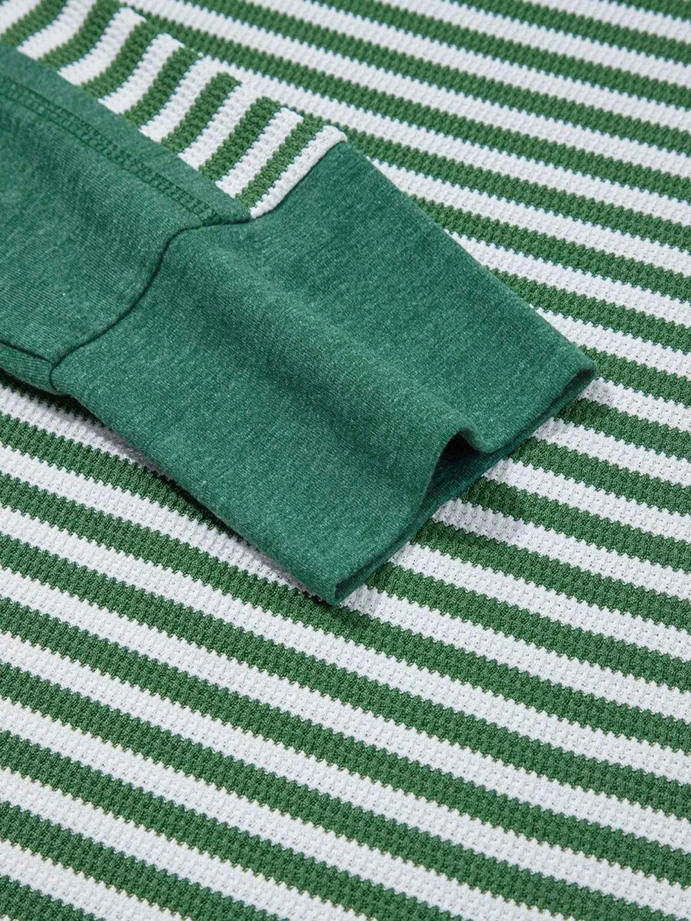 Striped Round Neck Long Sleeve Sweatshirt 20e68ad7-be94-46d1-9ad0-54dcb68b6a01-Max-Origin