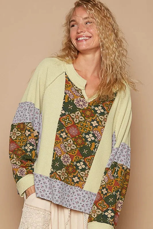 POL Exposed Seam Printed Notched Raglan Sleeve Knit Top 20e97bd8-89c9-4f4d-95b1-fc94d4b91046-Max