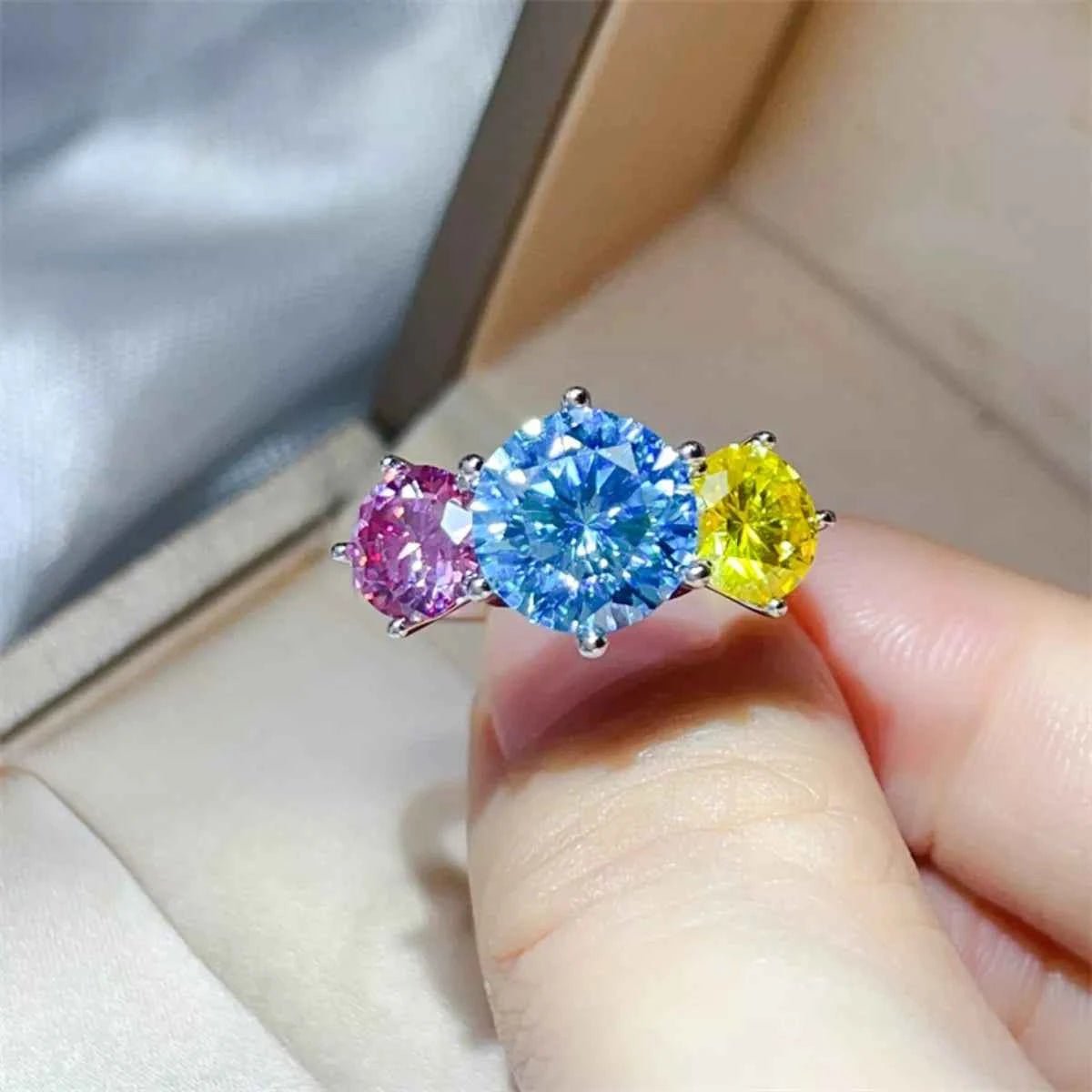 5 Carat Moissanite 925 Sterling Silver Ring 20fe69a2-a91f-4b0a-b969-ad912e3bc7fd-Max-Origin