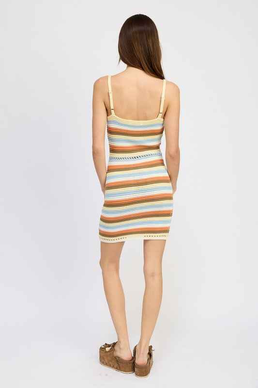 STRIPED BODYCON DRESS WTIH FRONT TIE 21028917_40024a03-265f-4a18-b8da-bee7ff8aa000