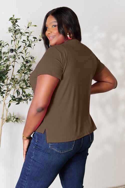 Essential Round Neck Top 21029655_0181b50a-06a7-4edf-8f11-805316946b29