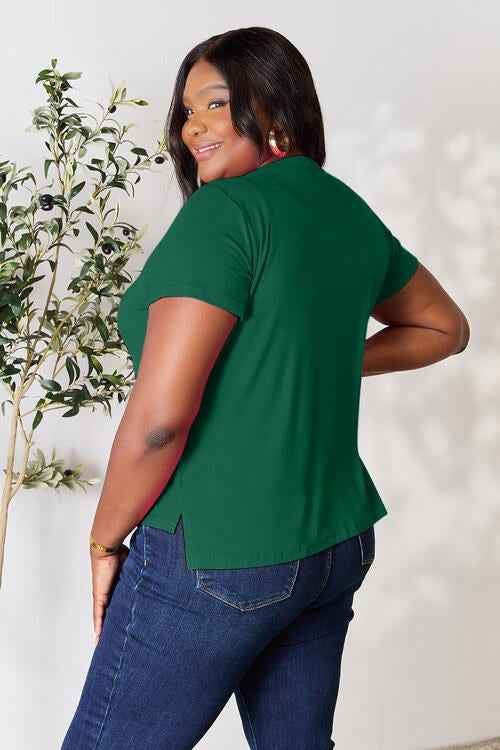 Essential Round Neck Top 21029655_cdd5b633-f4cc-4e56-9beb-ba8ba721dad0