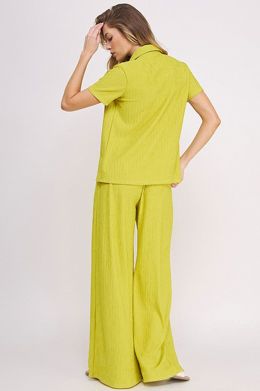 Plus textured short slv button down/wide pants set 21040510_01b9467f-6721-4101-ad7c-b624cda3ebb7