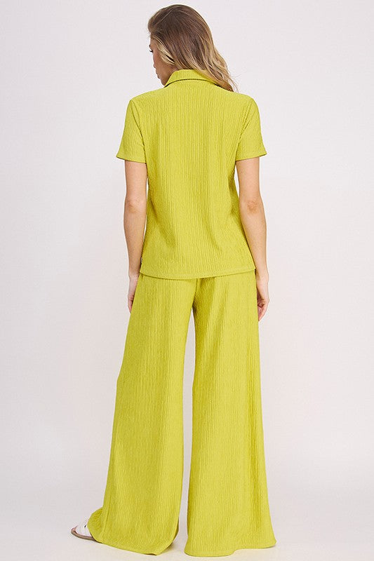 Plus textured short slv button down/wide pants set 21040510_76d5282f-2476-4ef3-8243-77c3c93554a6