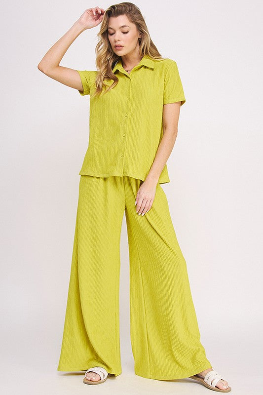 Plus textured short slv button down/wide pants set 21040510_9ad466c2-c202-45cb-bc3f-07f595bc75f5