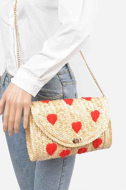Heart Pattern Straw Convertible Clutch Bag 21042257_d9bc129f-f9ff-41a5-8b27-6f37e8c9c1bf