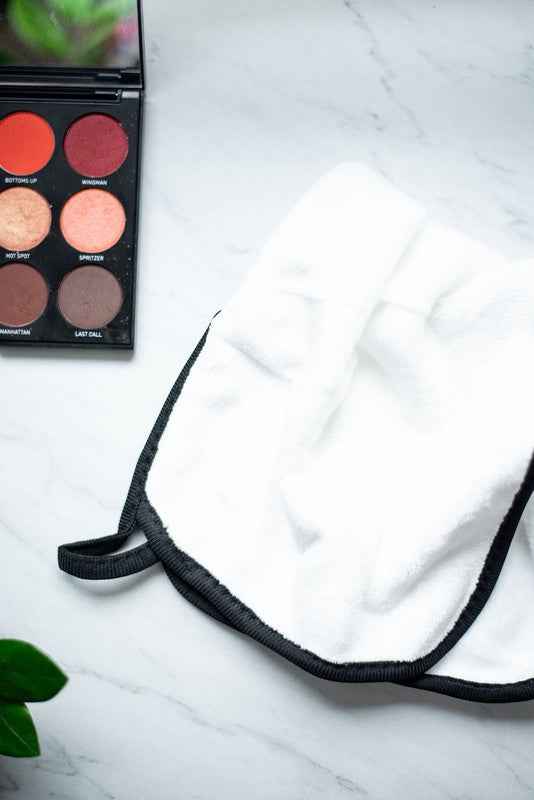 Makeup Remover Cloth 21105373_7a28d1ea-d586-41b9-aab4-9179831877fd