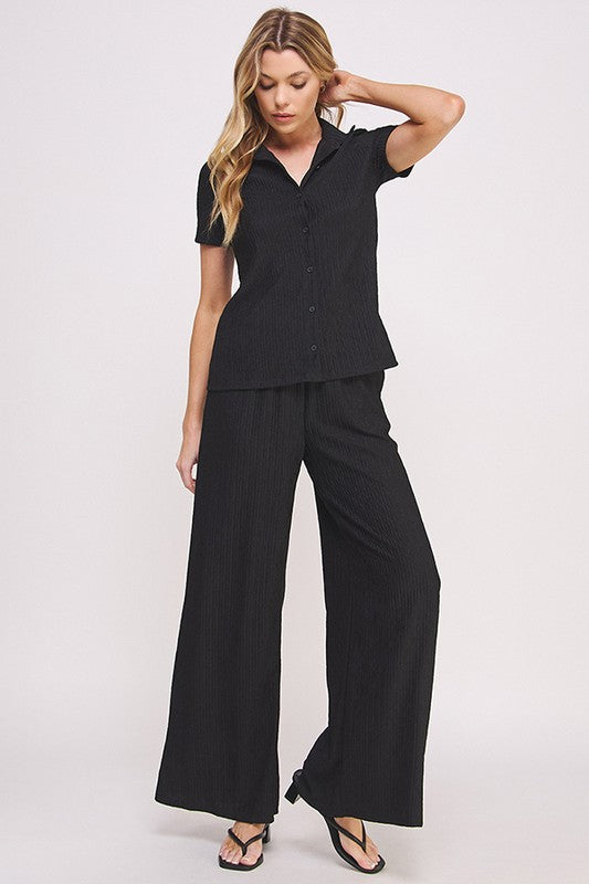 Plus textured short slv button down/wide pants set 21121756_5400e3fd-fdd8-4910-8785-2c6907e6a764