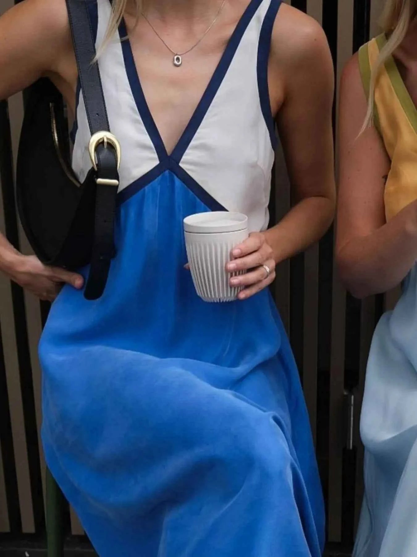 Color Block V-Neck Sleeveless Maxi Dress 21137a40-04a2-4cd4-a66d-2b0746d556ce-Max-Origin