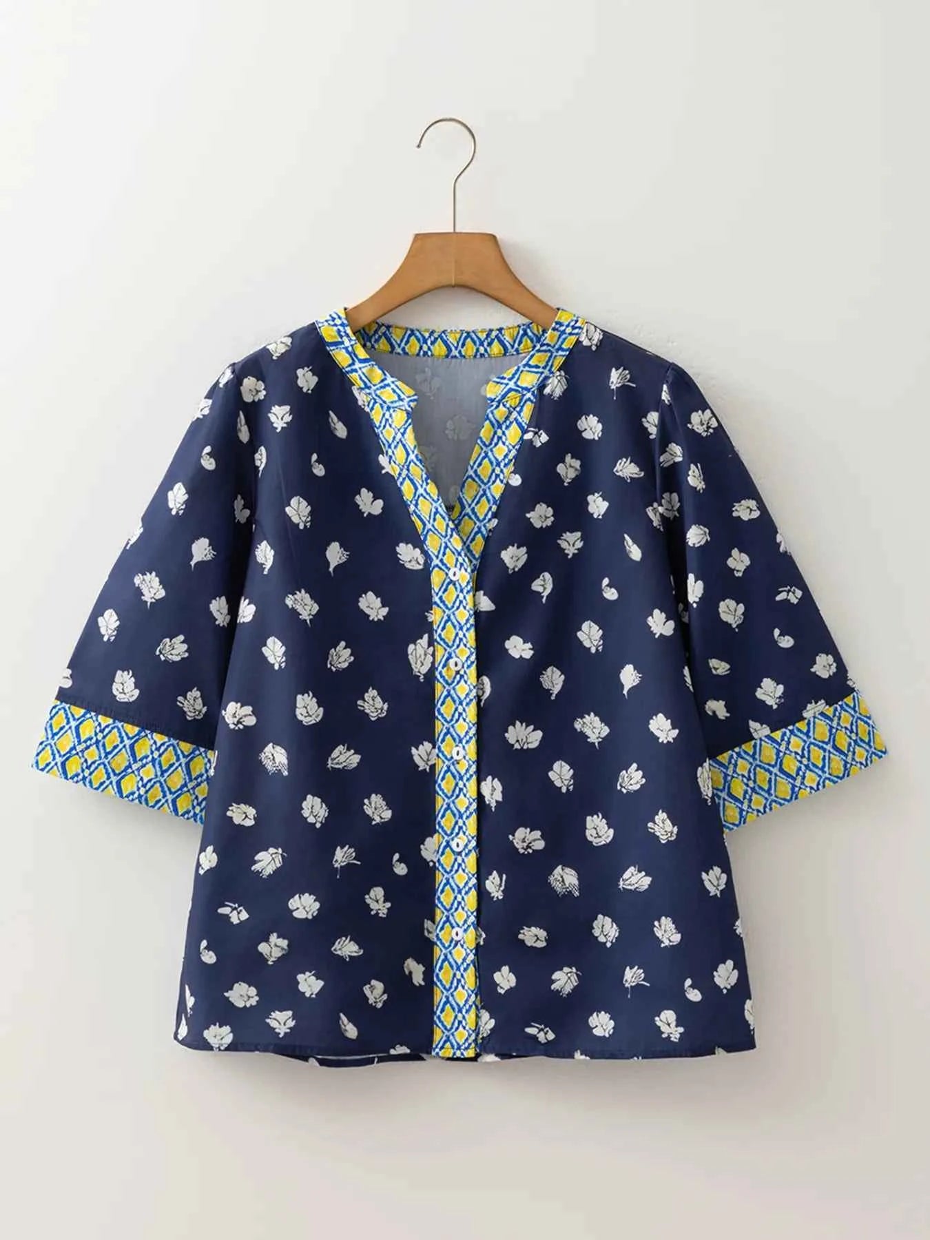 Floral Print Half Sleeve Contrast Trim Blouse 2124962a75a847daa7e64fa32dd2c983-Max-Origin