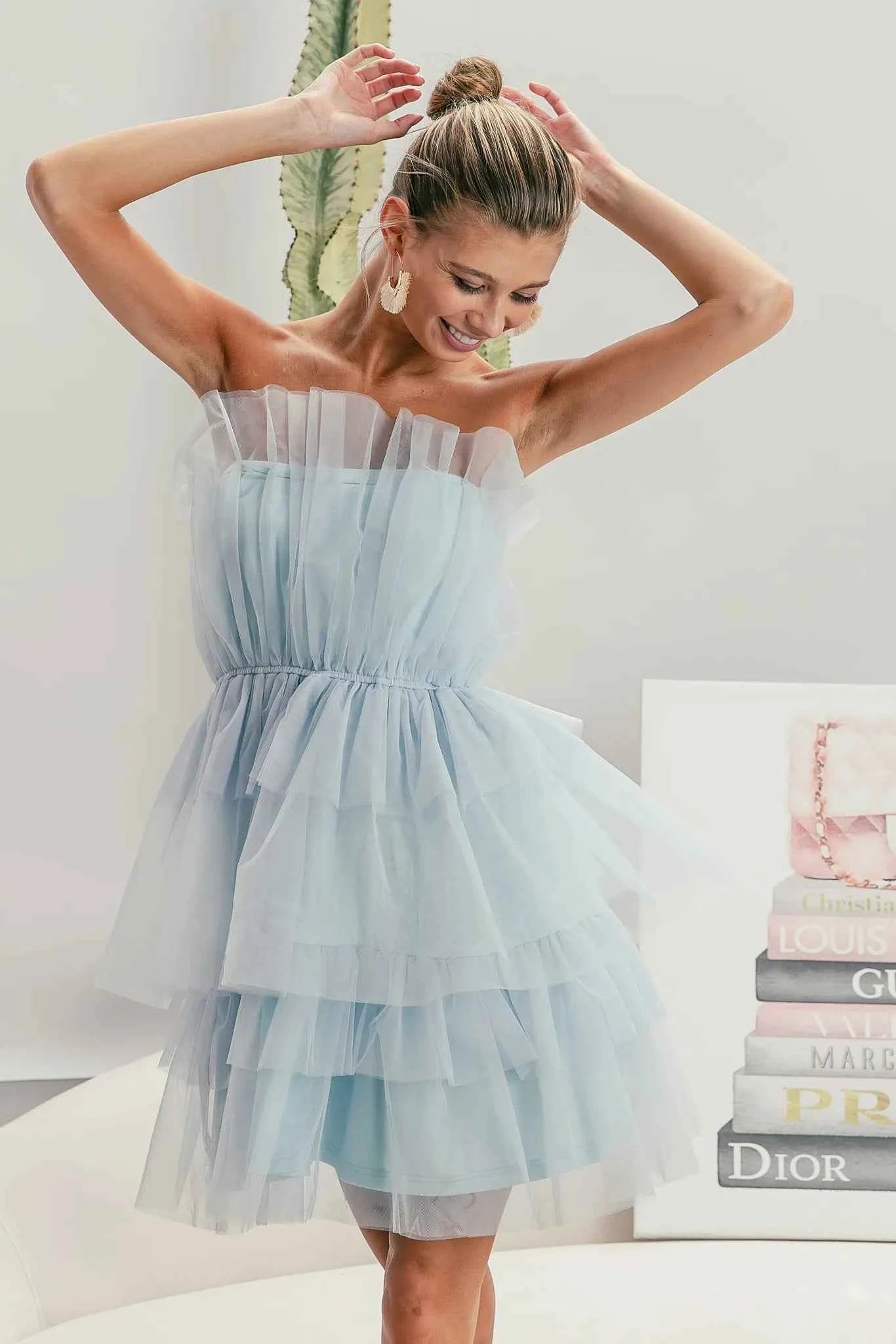 BiBi Sleeveless Layered Organza Dress 213f9e30b2304c36aaa5d85b9c687ec9-Max-Origin