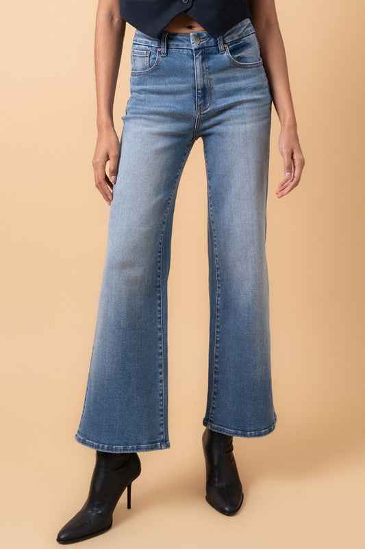 HIGH RISE RELAXED WIDE LEG 21505718_64db1a63-c53a-4b10-9220-23d0990d4ea8