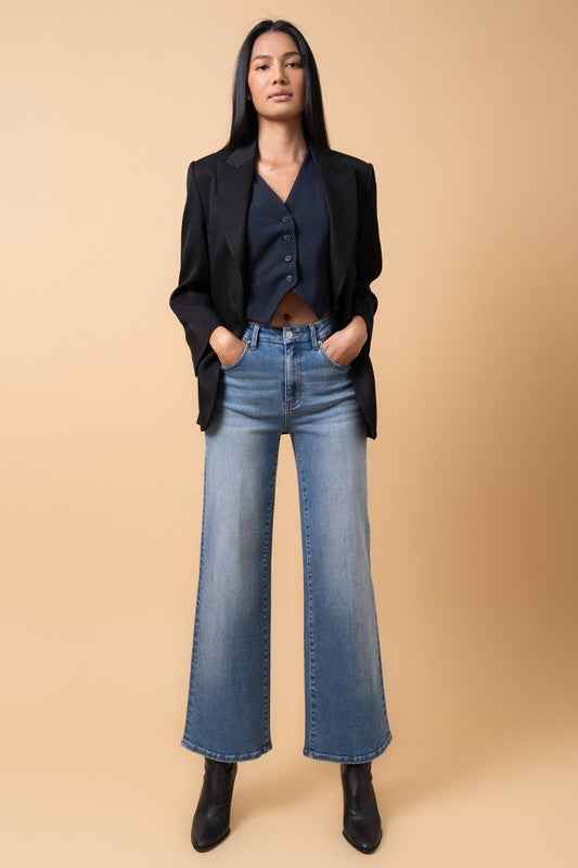 HIGH RISE RELAXED WIDE LEG MEDIUM DENIM 21505788_458c163f-016e-45dc-b166-5fb1a1737fb2