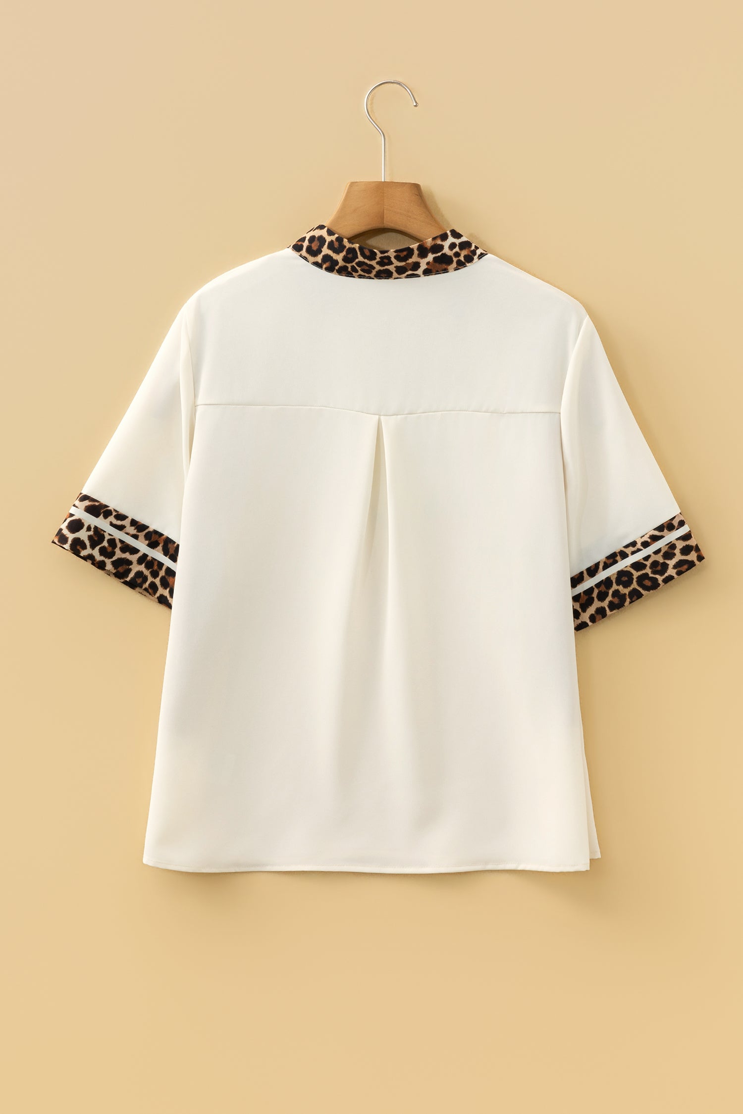 Jet Stream Leopard Patchwork Trim Split Neck Short Sleeve Blouse 21890f1d3e567d5d