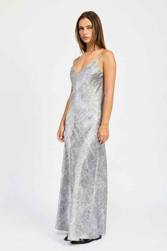 CRUCHED VELVET MAXI DRESS 21940122_0c78b5a9-0580-4992-8425-3fe7b315e70d