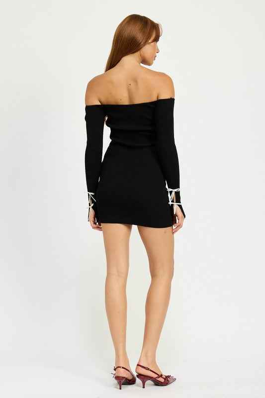 OFF SHOULDER BODYCON DRESS WITH BOW DETAIL 21940311_ba8a7a00-851b-4b8d-8d31-c9286e437888