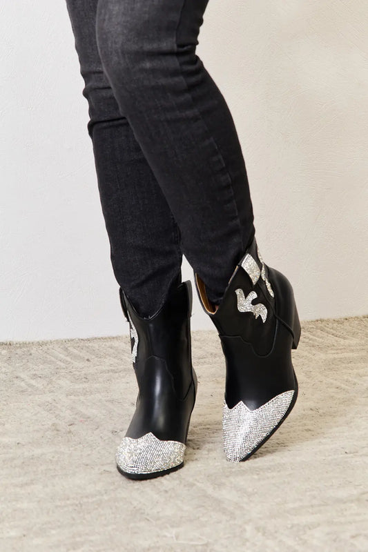 East Lion Corp Rhinestone Pointed Boots Black 21ac88efb3674601980a86c3a2dfdcac-Max