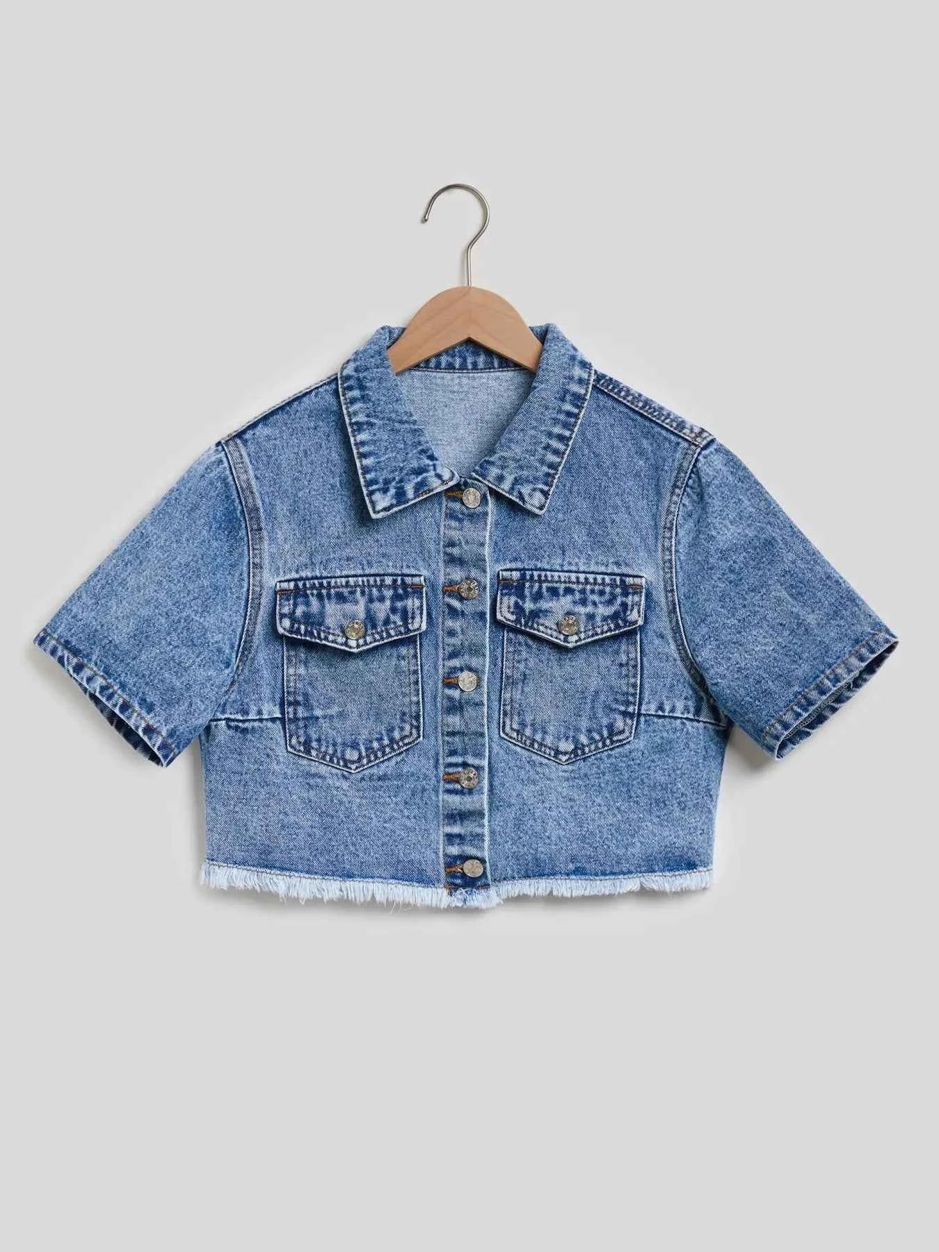Cropped Short Sleeve Denim Jacket with Frayed Hem 21dd1146876a41259fb93c858e6ade77-Max-Origin