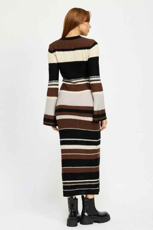 STRIPE MAXI BODYCON DRESS 22073028_72c9b420-2903-4d3a-b421-9e124ab9ba6c