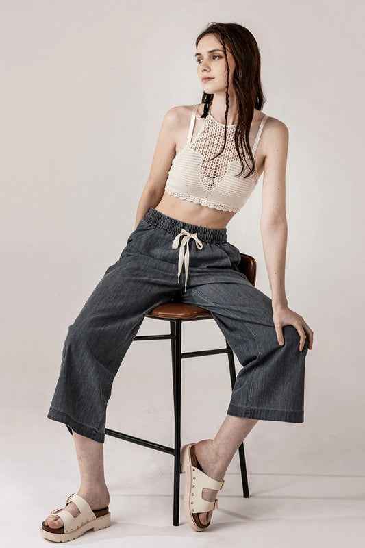 Plus Denim Wide Leg Crop Pants with Dolphine Tail 22290260_08bbd1c8-08f2-4bf3-914d-1d8732ba1a38