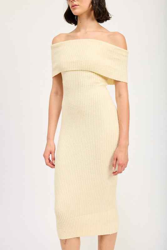 STRAPLESS BODYCON MIDI DRESS 22311951_fcf4a3b3-9883-44b2-a625-9f92d1fd9077
