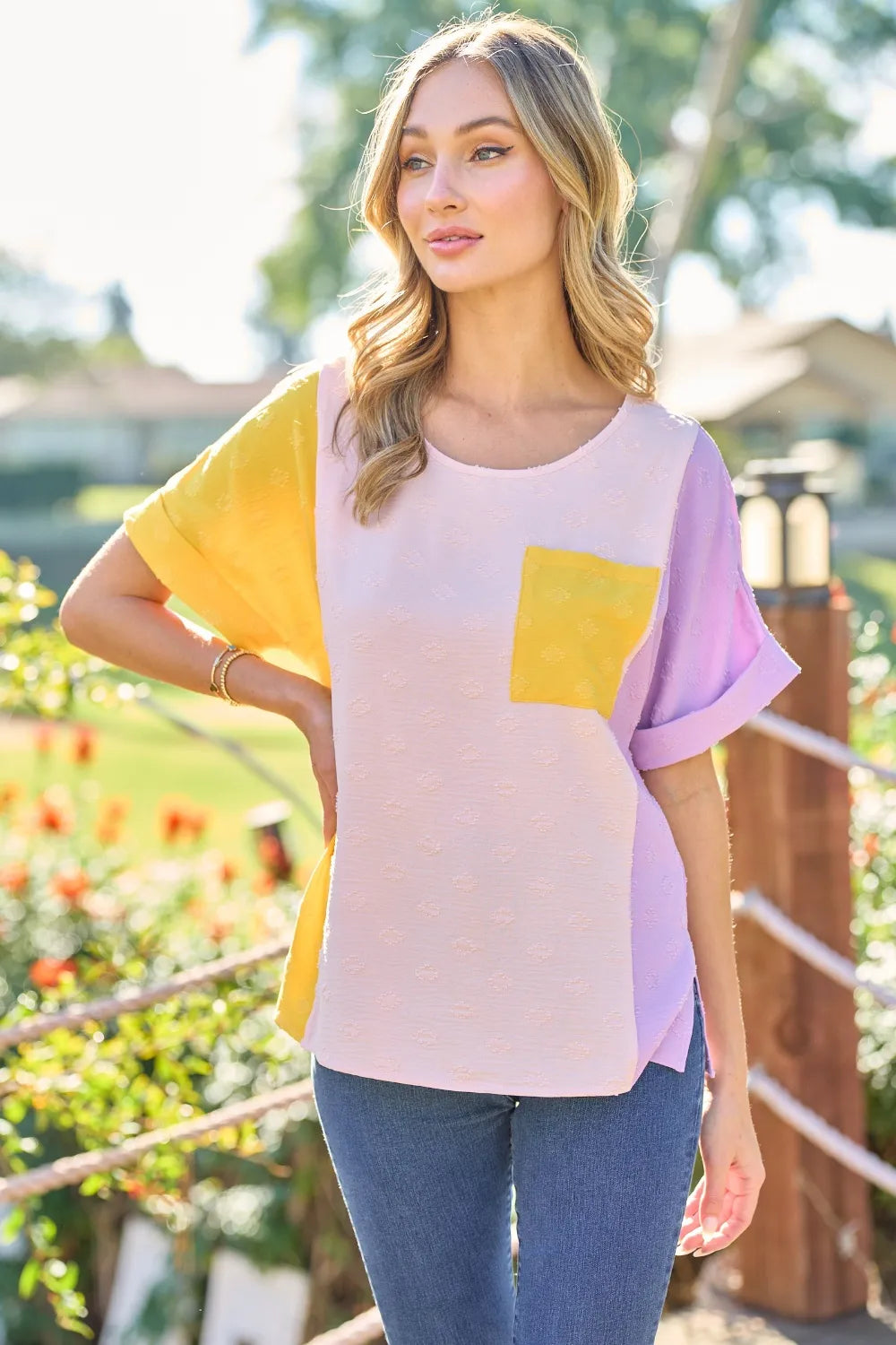 Full Size Color Block Short Sleeve Top 22335e3a-32dc-4040-ac89-9c2b477cd935-Max