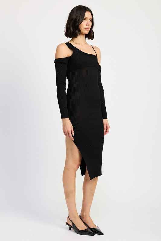 OFF SHOULDER LONG SLEEVE MAXI DRESS 22402062_ca389086-6daa-4075-8f40-2ed98e993da9